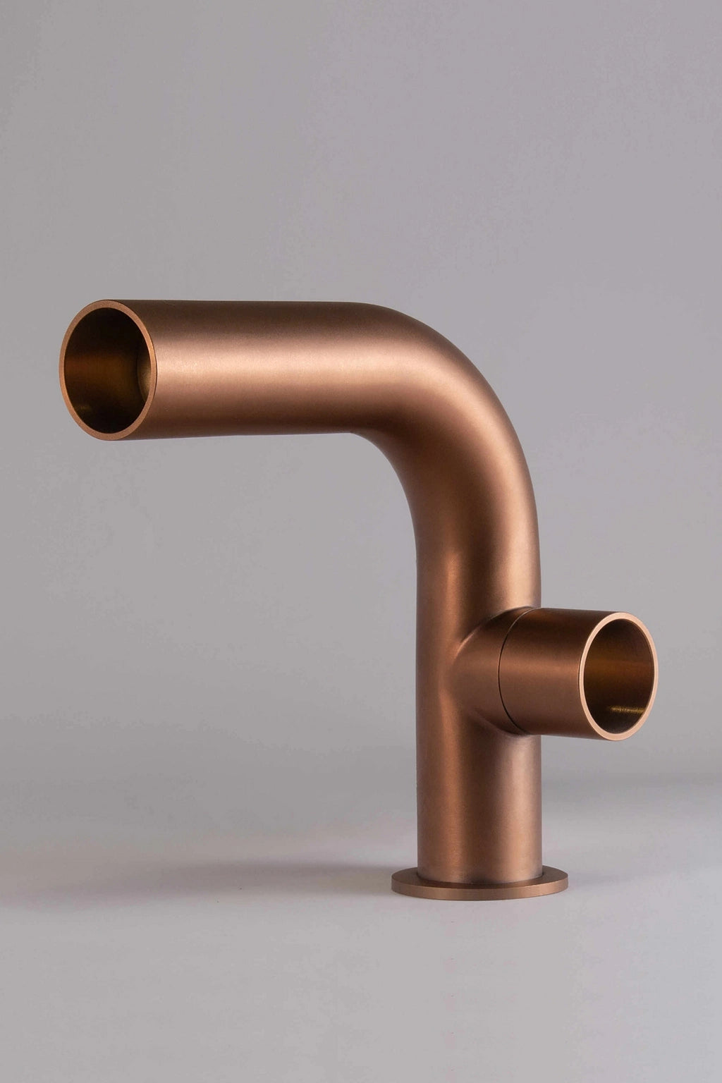 Baterie Lavoar pe blat Treemme Watertube, 136 mm, PVD 03, Cupru Mat